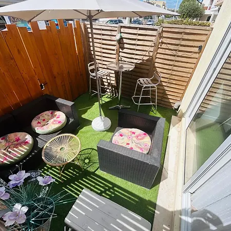 Gstudio Climatise Avec Terrasse 300 M De La Plage Expo Sud Cosy Que Du Bonheur Le Grau-du-Roi Exterior photo